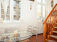 Apartament z AntresolД… na GdaЕ„skiej StarГіwce 