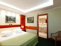 Hotel Rodan-Groklin 