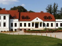DwГіr Stary ChotГіw 