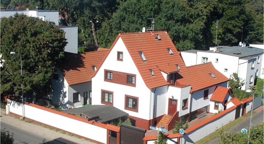 Hotelik Za Murem 