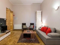4 bdr Family Apartment 