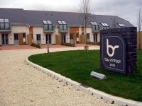 22 Bay Retreat 4*