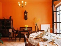 Piano Guest House 