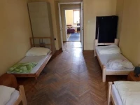 Shishkin Art hostel 