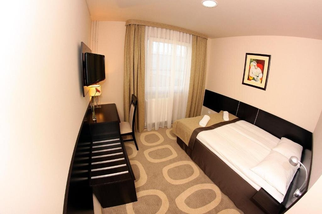Hotel Picaro Stok 