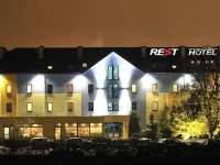 Rest Hotel 