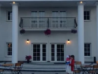 Hotel BiaЕ‚y DwГіr 