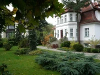 Dworek Genny 