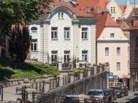 Hill Inn 