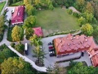 DwГіr Ostoia 