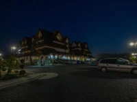 Borowy Dwór- Biznes, Spa &amp; Fun 