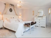 Shabby Chic Apartments 