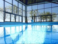 Hotel Diament UstroЕ„ 