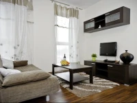 Senator Warsaw Apartments 