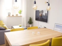 Sunny Apartment Downtown Warsaw 