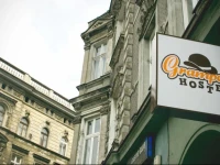 Grampas Hostel 