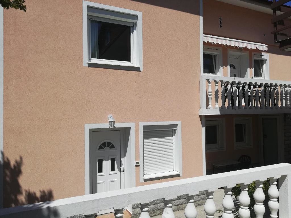 Apartment Mara 