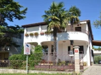 Apartments Bertok 