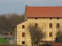 Slomskov Mill House 