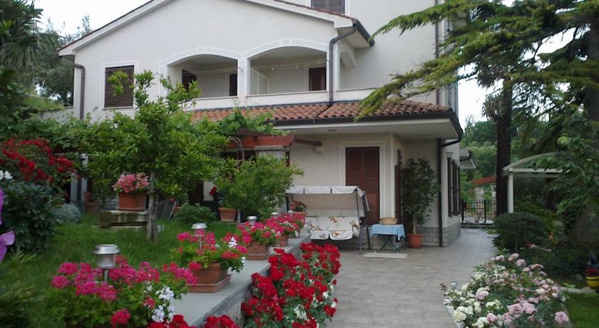 Guest House ZudiД‡ 