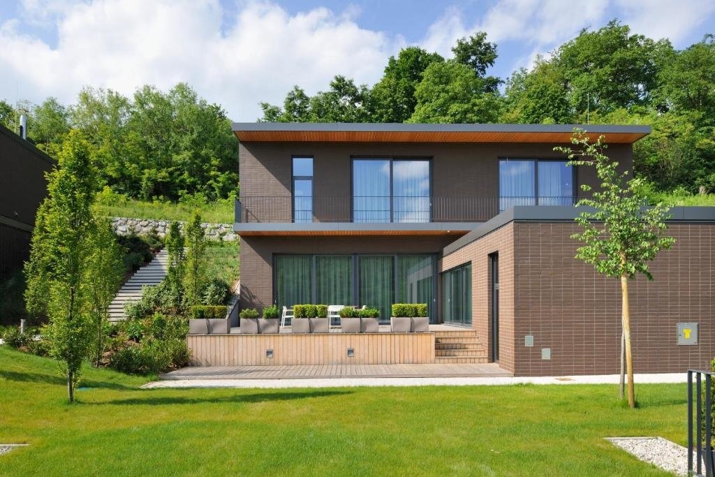 Oranda Village 4*