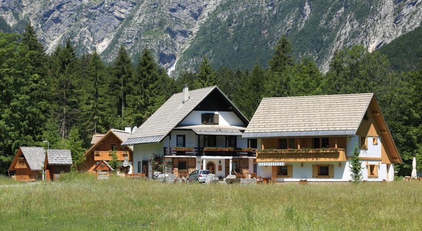 Apartments Alpik at Lake Bohinj 