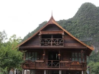 Boutique Village Hostel 