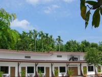 Kevinhouse1- Resort 