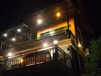 Kaengkrachan River Hut 