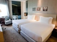 Graceland Bangkok by Grace Hotel 