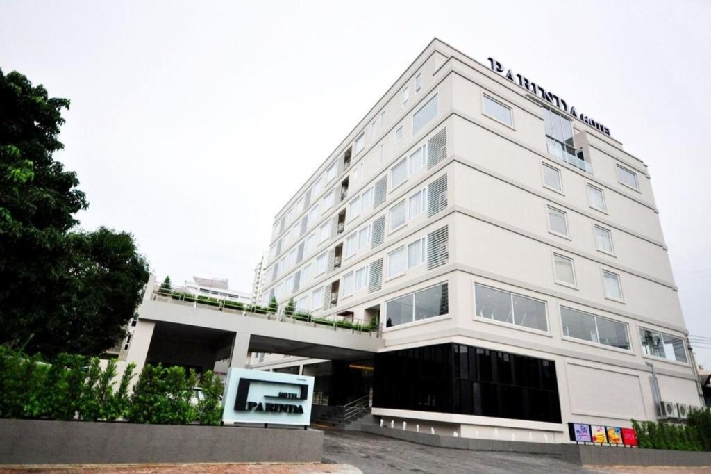 Parinda Hotel 4*