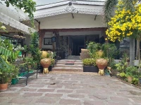 Platinum Place 