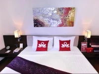 ZenRooms Sukhumvit Soi 10 