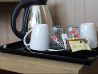 Sukhumvit 20 Guest House 