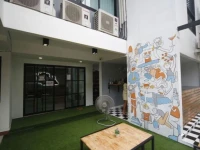 MonkeyNap Hostel 