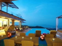 Crystal Villas 