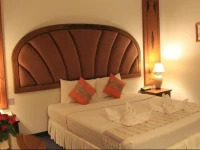 Thepnakorn Hotel 