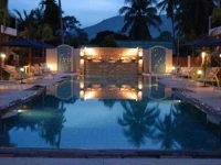 Whispering Palms Suite 