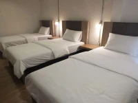 09 Hostel 
