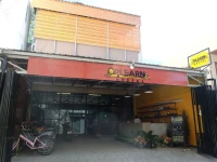 Plearn Hostel 
