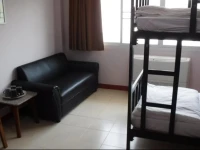 Rada Arak 79/4 Hostel 