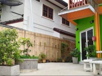 Huan-Oon Apartment 