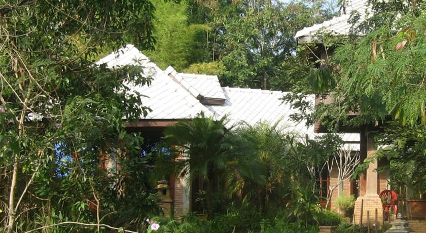 Baan Sammi - Plumeria 