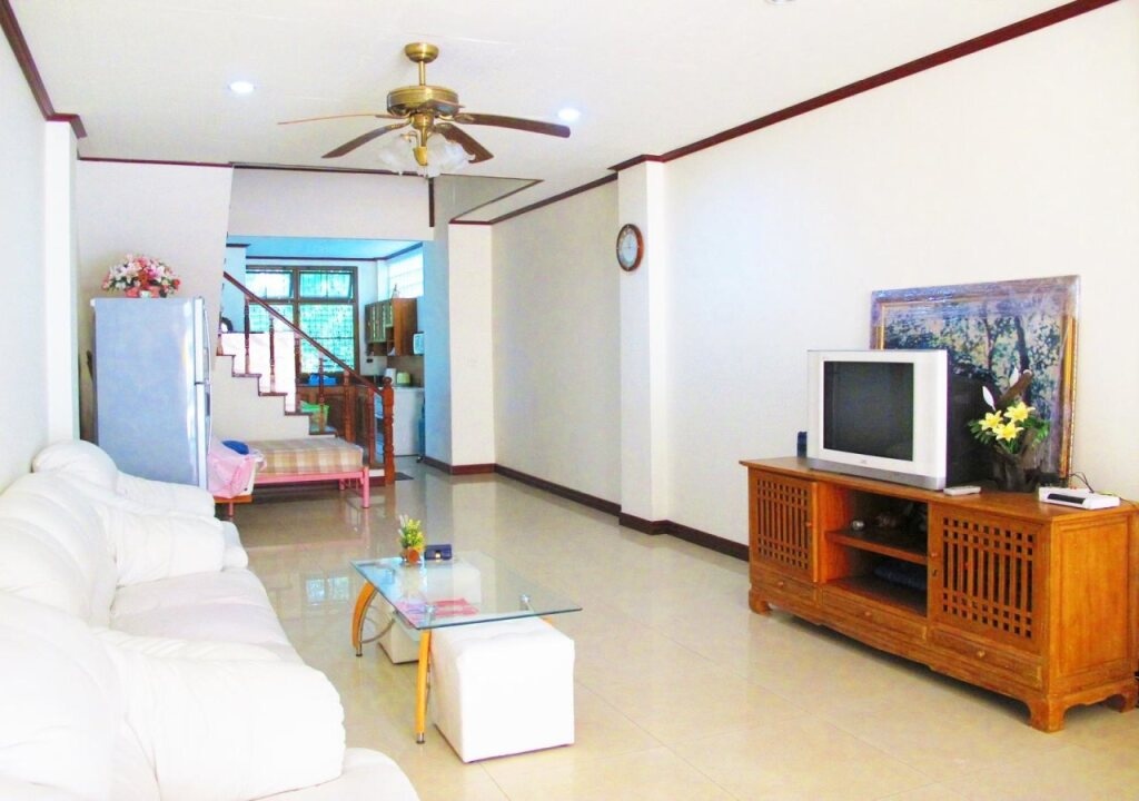 Mr. O Guesthouse 