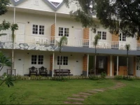 Bamboo House Resort 