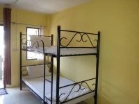 Parisia Guesthouse 