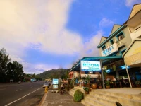 Seabox Khaolak Hostel 