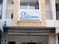 White House Kata Beach 
