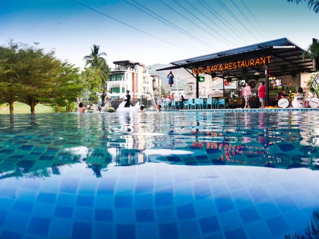 The Par Phuket 3*