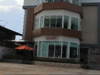 Le Lerts Living Hotel 